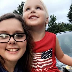 Meet your Posher, Angela